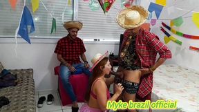 muito sexo gostoso na festas de arraial de sao joao 2025 com a delicia lia loci ela adora sexo anal