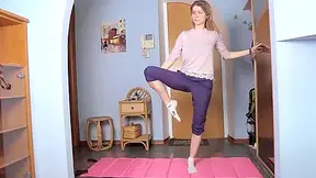 Masturbates After Some Exercises With Candy Rose