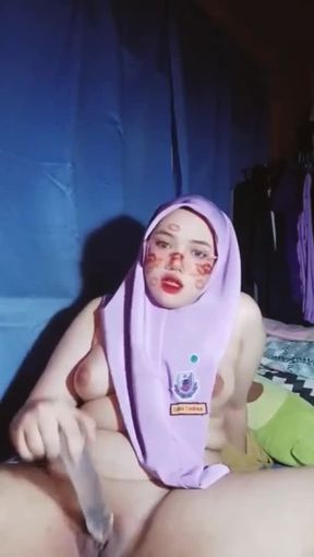 Budak Sekolah Betul Ke Atau Cosplay Je?