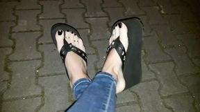 extreme flip flops and extremely sexy feet