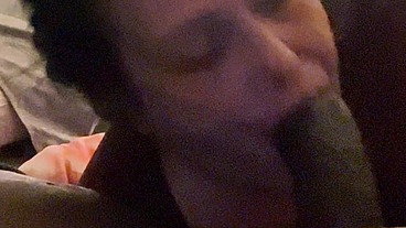 Mommas mouth feels so good