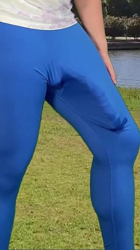 30cm Cock Masturbation