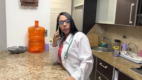 mi madrastra doctora hermosa se equivoco de pastilla y ahora tiene que ayudar con la ereccion de su hijastro