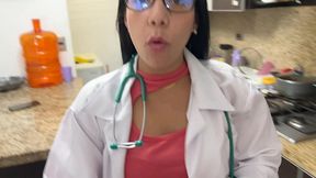 mi madrastra doctora hermosa se equivoco de pastilla y ahora tiene que ayudar con la ereccion de su hijastro