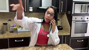 mi madrastra doctora hermosa se equivoco de pastilla y ahora tiene que ayudar con la ereccion de su hijastro