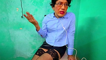 Transgirl samanta disfrutando una buena venida.