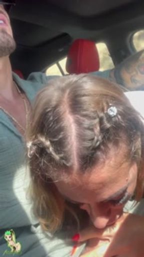 Risky car blowjob - swallowing every drop