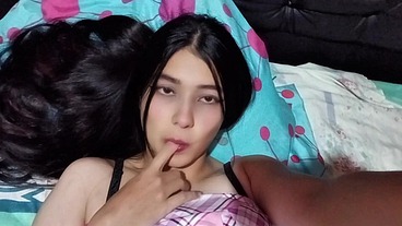 Deliciosa follada con padrastro en el baño , se quita el condon para embarazarme ( SHEER COMPLETE VERSIÓN)