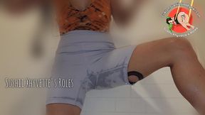 Light Pants & Panties Sushii Pees Herself - 1080