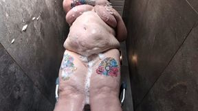 Cumming in the shower! BBW Daisy gets dirty while getting clean