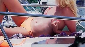 Hot Summer Pussy Sunbathing