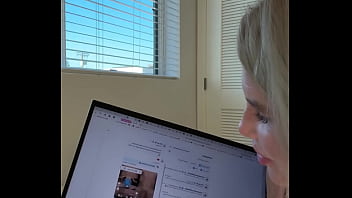 Russian slut couldn&rsquo_t resist - ended up fucking herself with a double dildo