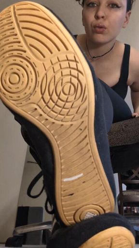 Lick My Shoe Loser