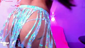 Colombian Woman Moves Her Ass and Masturbates