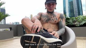 The giant macabreink publicly humiliates the tiny human