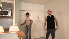 hetero tres beau accepte de baiser un gay