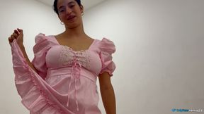 THIS LATINA SHOWED ME HER FAVORITE CUQUITOS, AND I SHOWED HER MY COCK