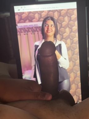 Celebrity teen Indian actress shows off her body in a group setting