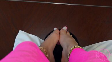 Foot Fuck and Worship Session with Hot Blonde and Long Toenails – 4K