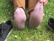 Fun with feet in Hepburn springs - Manlyfoot
