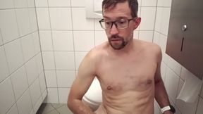 Public Toilet Speeding: Secret Solo in Feldkirch