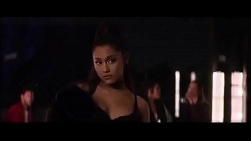 Ariana Grande - break up with your girlfriend, i&#039_m bored