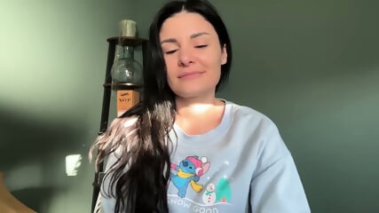 Getting head from a girl whos actually a ghost possessing a medical dummy