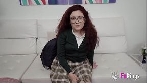 18yo babe starts her porn career! She'_s just discovered her dream job