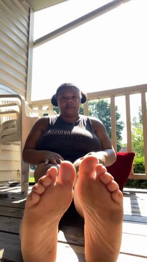 5min Toes in the sun ☀️☀️
