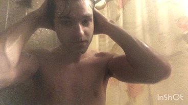 Hoy Shower Session with Niko Springs