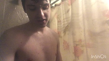 Hoy Shower Session with Niko Springs