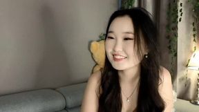 Lynna Bun Private Show