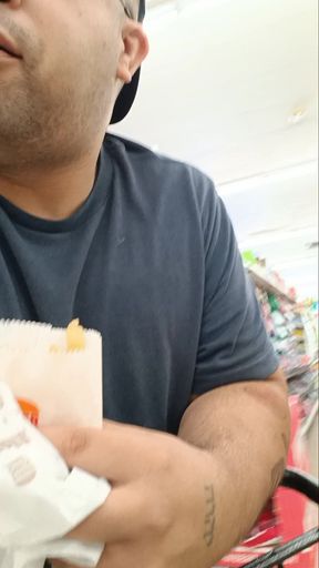 Eating burgerking in the dollar tree