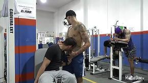 Sex in gym public