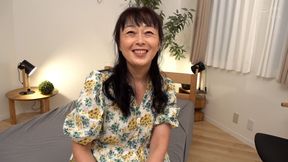 Climax Sex That Explodes the Joy of a Woman on the Phallus for the First Time in 20 Years and Writhes