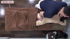 Uncensored Creampie - Charming Beauty with a Tiny Face and Perfect Waist Requests Extra Oil - 1
