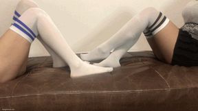 SEXY LONG SOCKS AND HOT LEGS TEASE - MOV Mobile Version