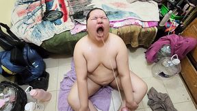 I enjoy submissive anal&#x1F44C; pleasure that stretches my butt&#x1F351;