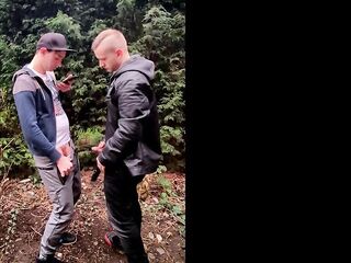 I piddle on my sub outdoor