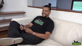 depois da conversa no grupo de whatsapp ela acaba liberando tudo para mike hammer xxx - izabel payva