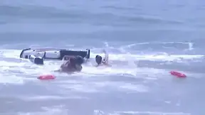 Double hot MILFs for deep pleasure of old pig