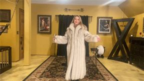 Buy Your Lady A Luxurious Fur Coat (SD)