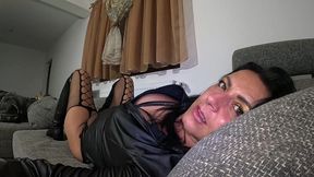 smoking submissive milf – masturbation, dirty talk & leather fetish 304