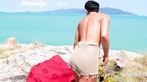 ”Ersties - Lou H. masturbates under a blue sky”