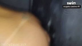 Adoro chupar uma rola no GloryHole, ainda mais quando o macho goza na minha boca.