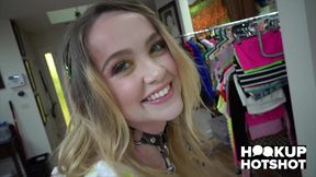 nikole nash likes to suck bryan gozzling s ass & big cock!