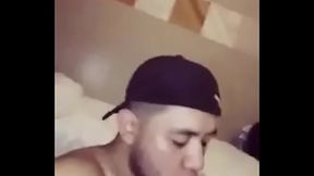 Le maman la verga a chacalito no aguanta y se viene