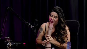 Viralizou por uma foto postada em um site, teve apoio das pessoas, quer ter filhos, e a situa&ccedil_&atilde_o inusitada que passou... - Nathalia Dias (WATCH ON: SHEER/RED)