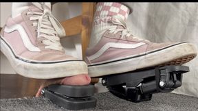 Pedal Pumping Cockcrush and Shoejob in worn Vans sneakers and Vans Socks 4k