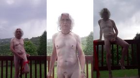 carlatx se exhibe en una casa de campo